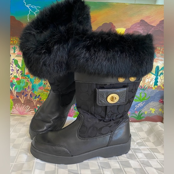 Coach Kimberly Black Signature Jacquard Leather Fur-Trimmed Winter Boots, Size 8 - Picture 1 of 15